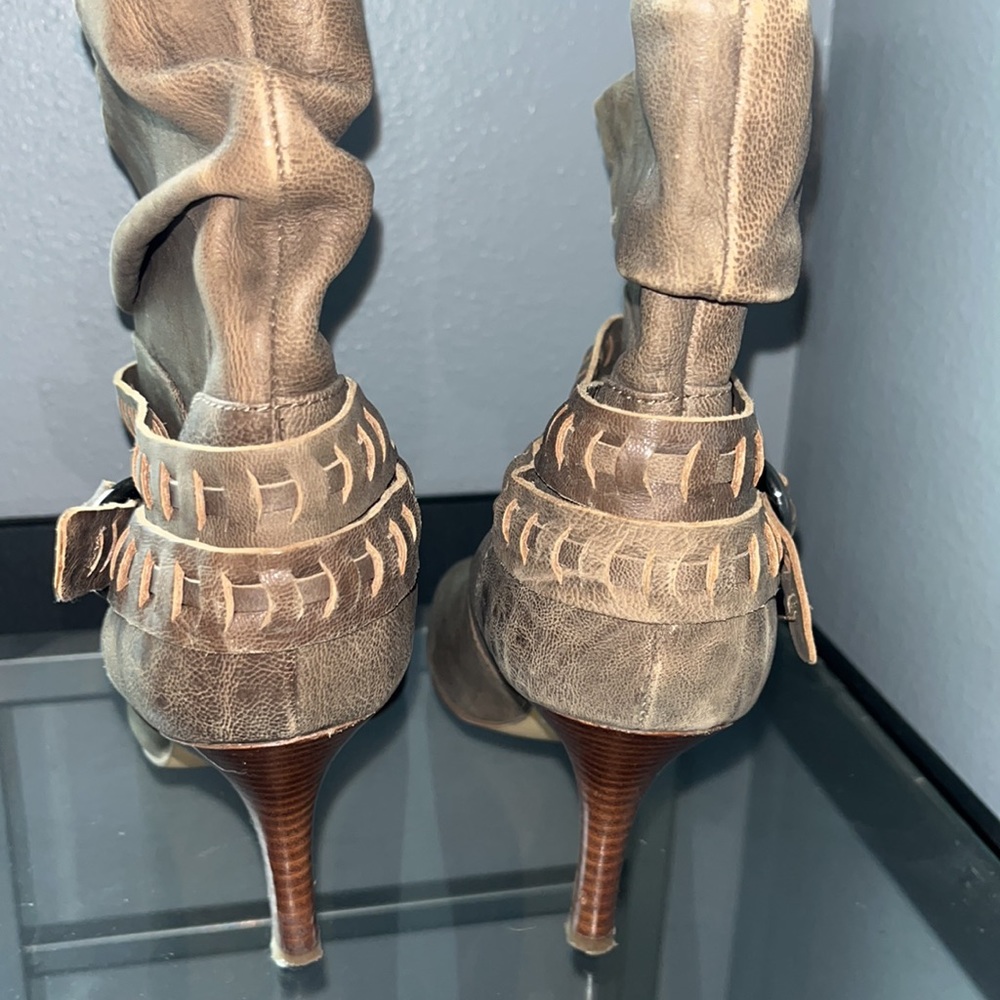Guess Boots - Picture 3 of 5